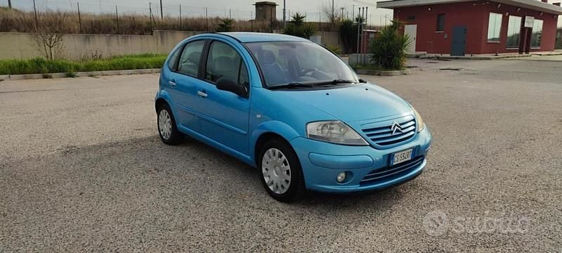 Usata Citroën C3 Exclusive 70 CV (51 kW) 2005 Blu Berlina