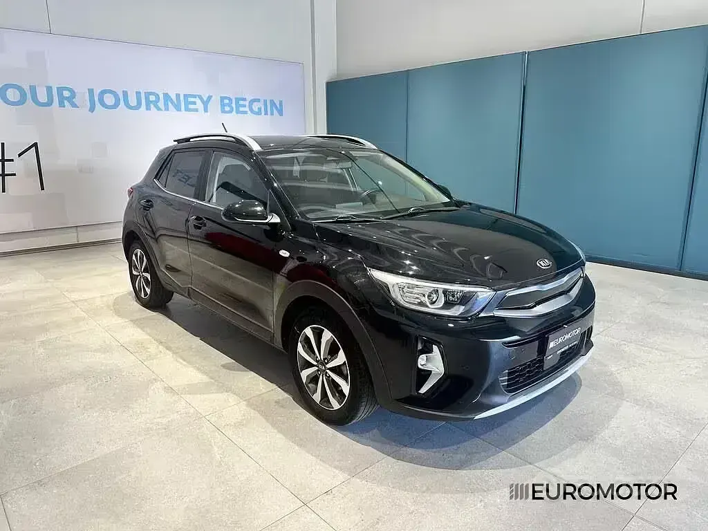 Usata Kia Stonic Style 82 CV (60 kW) 2021 Nero SUV