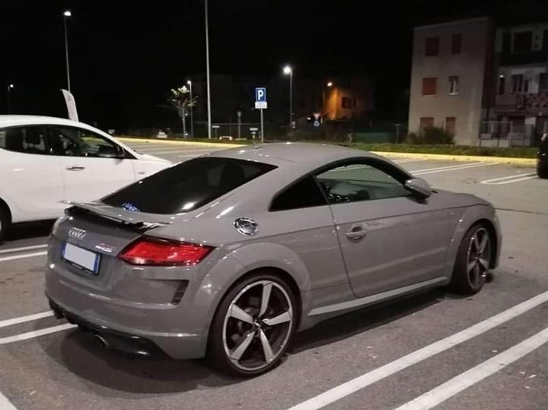Usata Audi TT Ambiente 250 CV (183 kW) 2019 Grigio Coupé