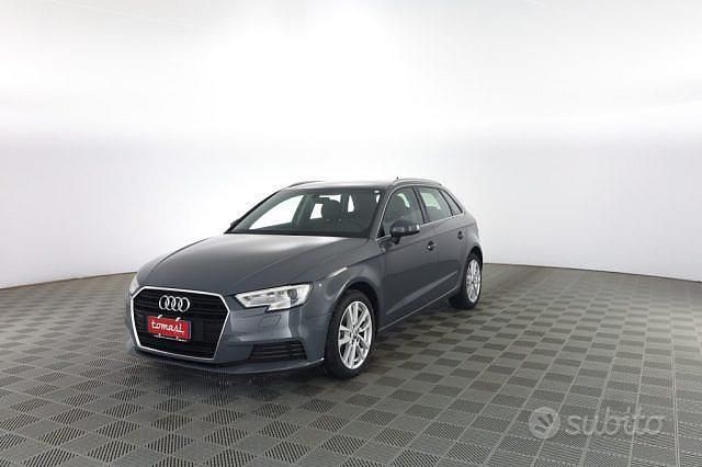 Usata Audi A3 Business 150 CV (110 kW) 2018 Grigio Berlina