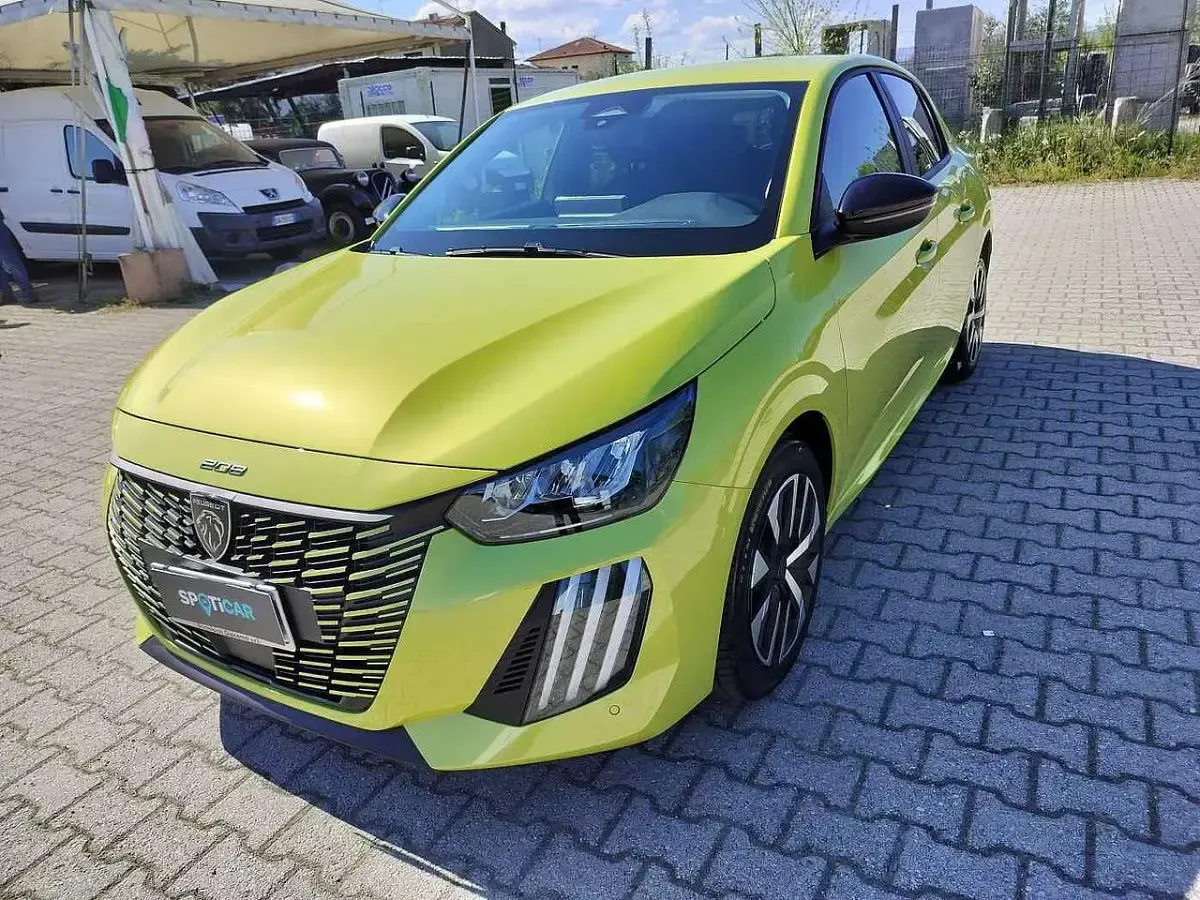 Nuova Peugeot 208 Business-Line 101 CV (74 kW) 2026 Giallo Utilitaria