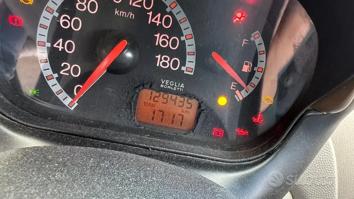 Usata Audi A3 105 CV (77 kW) 2004 Grigio Utilitaria