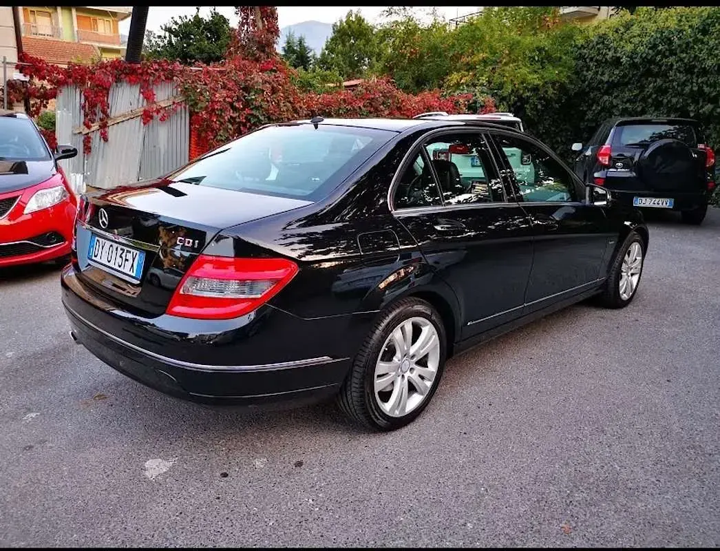 Usata Mercedes C220 Avantgarde 170 CV (125 kW) 2009 Berlina