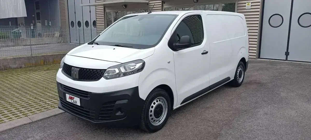 Usata Fiat Scudo Business 120 CV (88 kW) 2022 Bianco Furgone