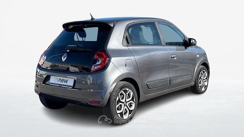 Usata Renault Twingo Equilibre 60 kW (82 CV) 2022 Grigio Utilitaria
