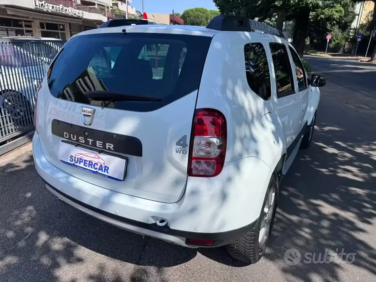 Usata Dacia Duster 109 CV (80 kW) 2014 Bianco SUV