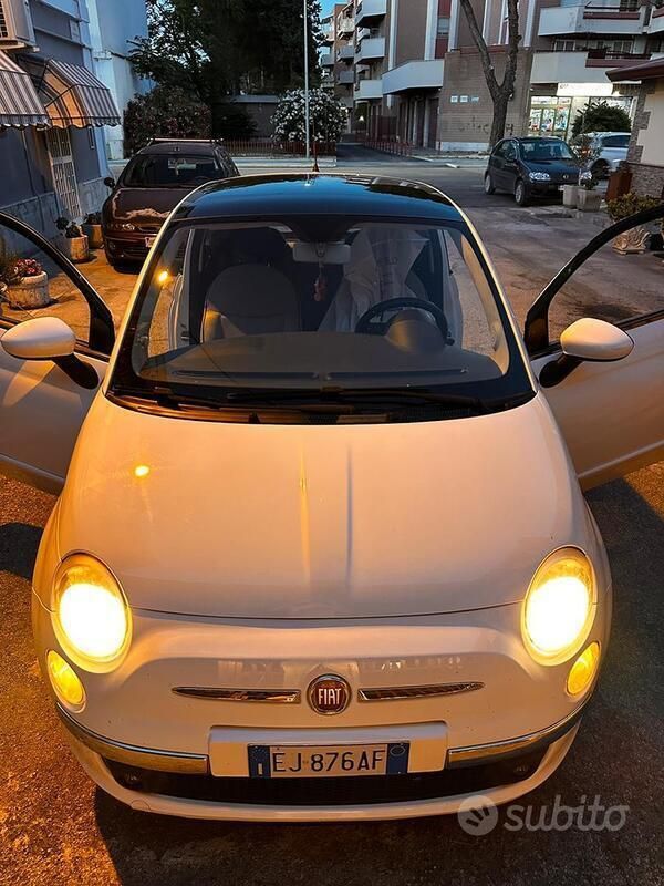 Usata Fiat 500 95 CV (69 kW) 2011 Bianco Utilitaria