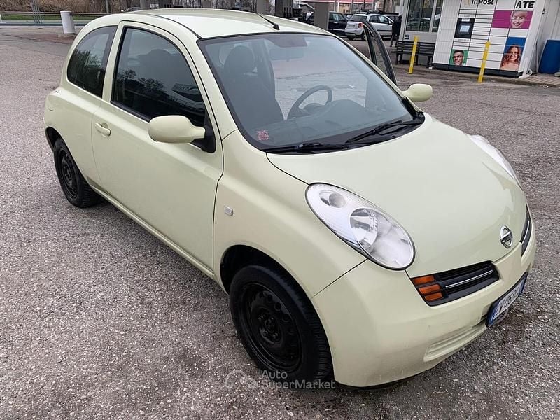 Usata Nissan Micra Acenta 88 CV (64 kW) 2005 Beige Berlina