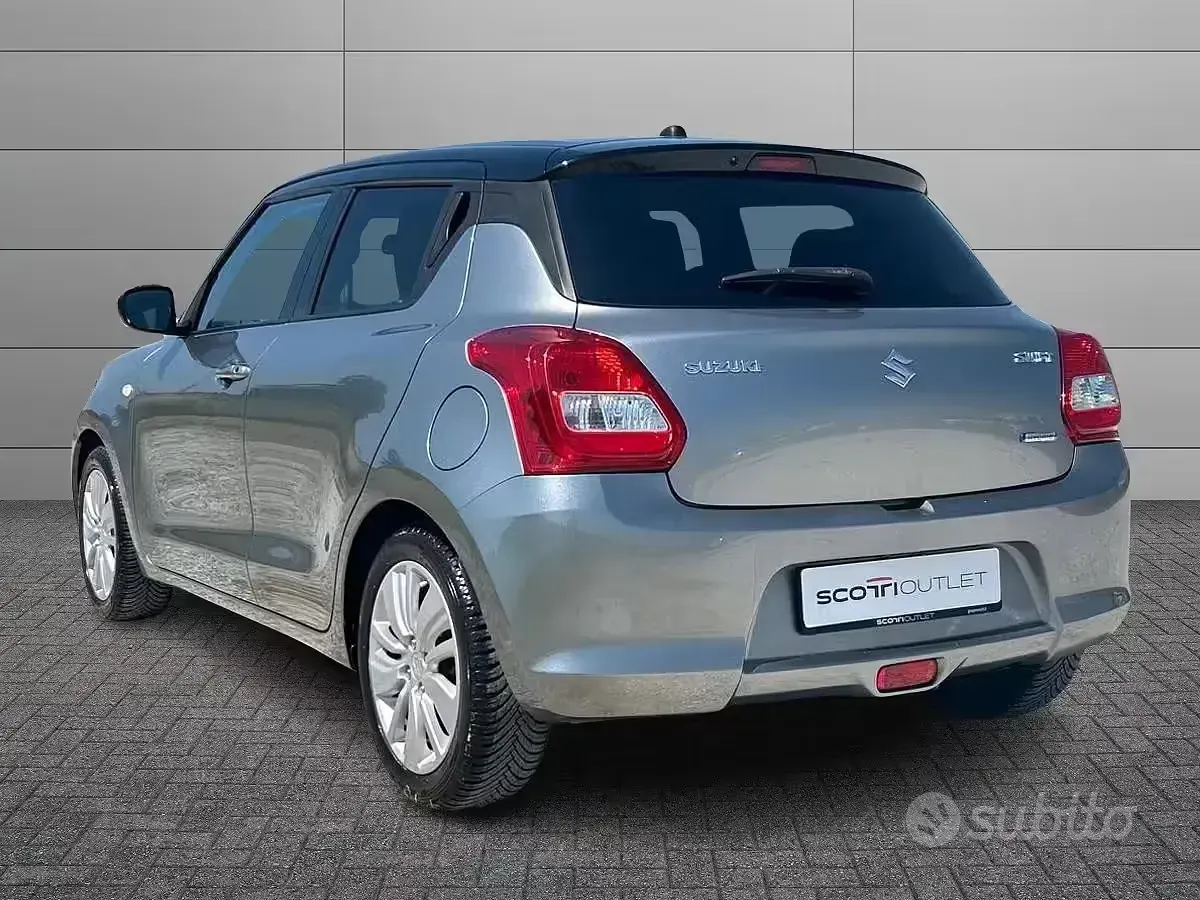 Usata Suzuki Swift Cool 90 CV (66 kW) 2020 Grigio Utilitaria