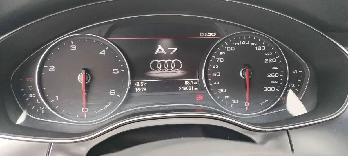 Usata Audi A7 Sportback 245 CV (180 kW) 2011 Blu/azzurro Utilitaria