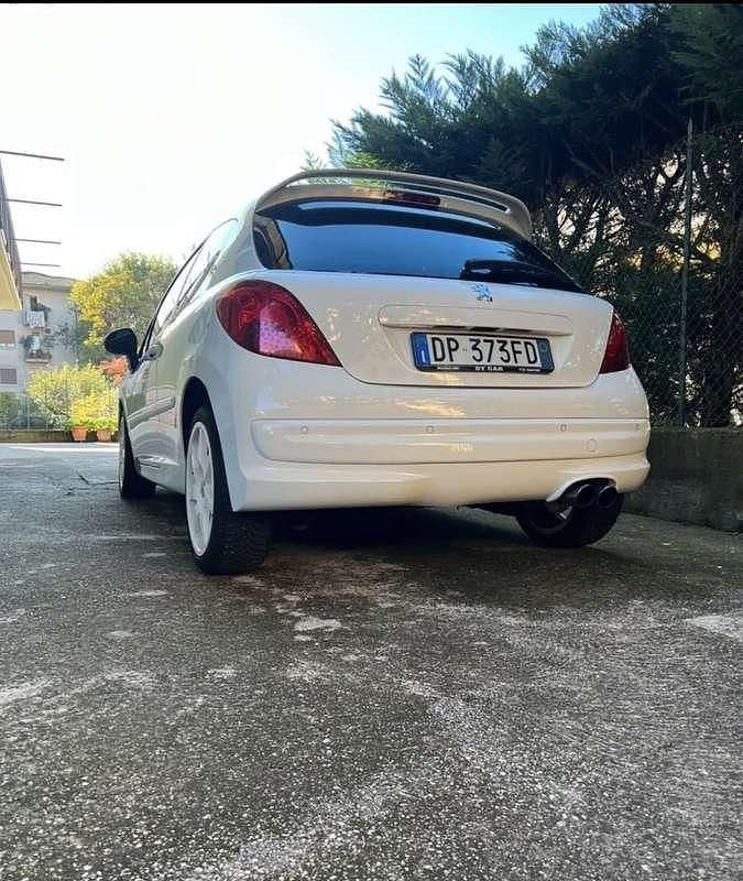 Usata Peugeot 207 GTi 174 CV (127 kW) 2008 Berlina