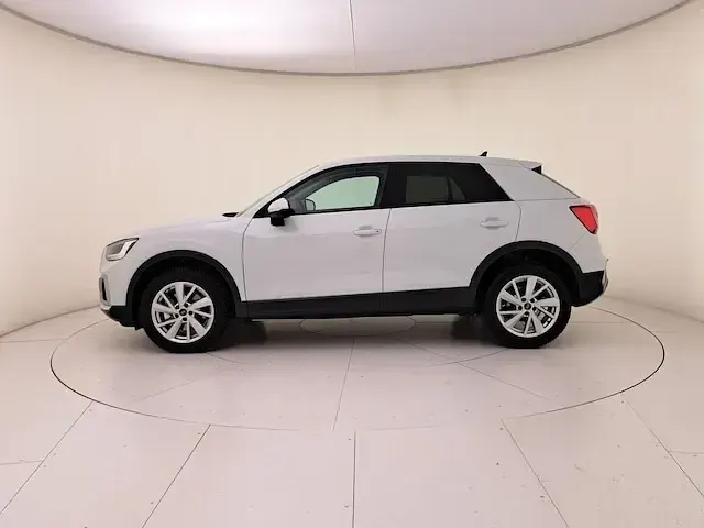Usata Audi Q2 Advanced Plus 150 CV (110 kW) 2025 Bianco ghiaccio metallizzato SUV