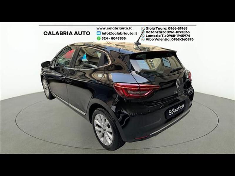 Usata Renault Clio V Intens 101 CV (74 kW) 2021 Nero metallizzato Utilitaria