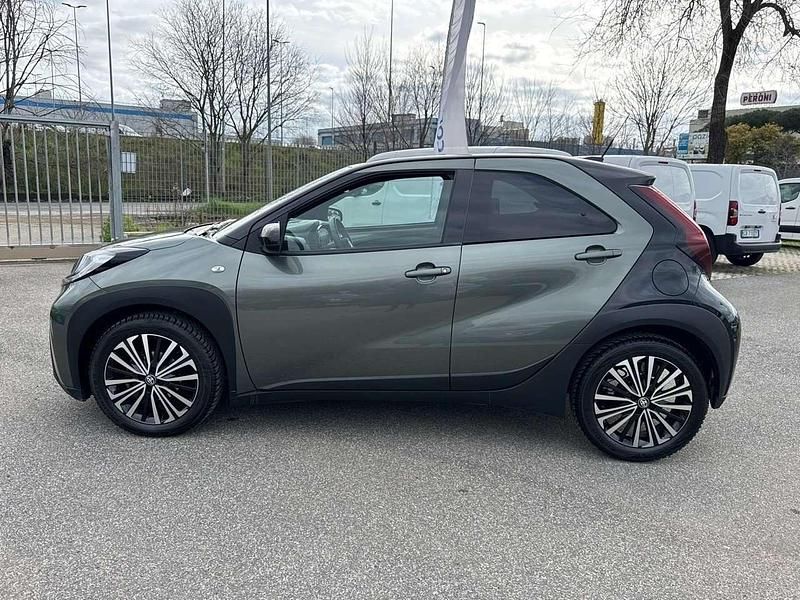 Usata Toyota Aygo X Trend 72 CV (52 kW) 2023 Verde SUV