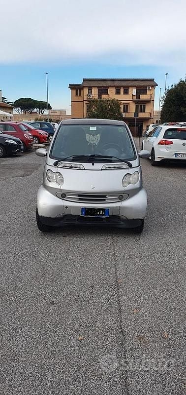 Usata 2006 Smart ForTwo Coupé Coupé | 2500 € - Immagine 1/4