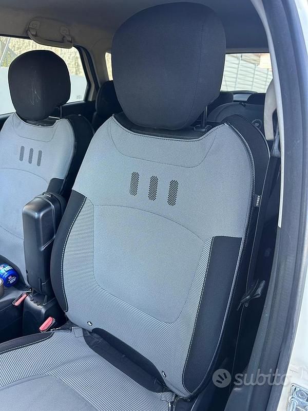 Usata Renault Captur 90 CV (66 kW) 2016 SUV