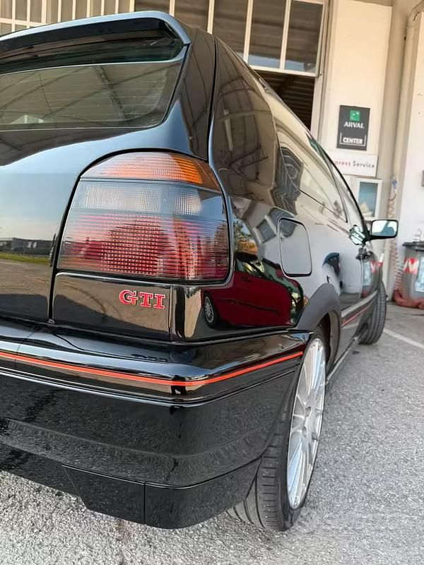 Usata VW Golf III GTI 1991 Nero Utilitaria