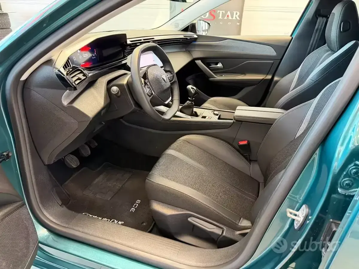 Usata Peugeot 308 SW Allure 131 CV (96 kW) 2022 Verde Station wagon