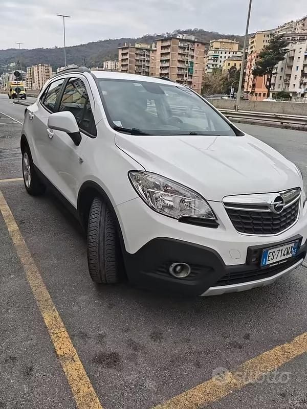 Usata Opel Mokka 130 CV (95 kW) 2013 Bianco SUV