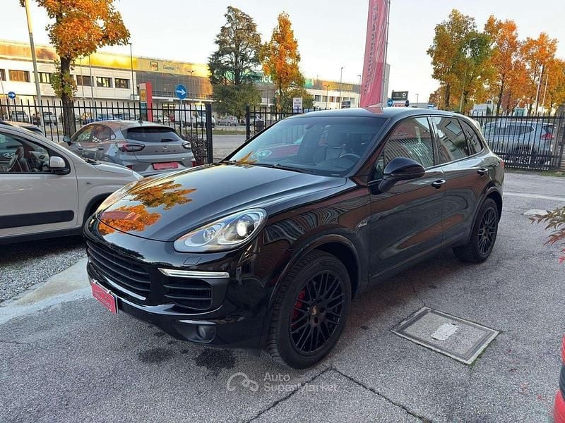 Usata Porsche Cayenne 250 CV (183 kW) 2017 Nero SUV