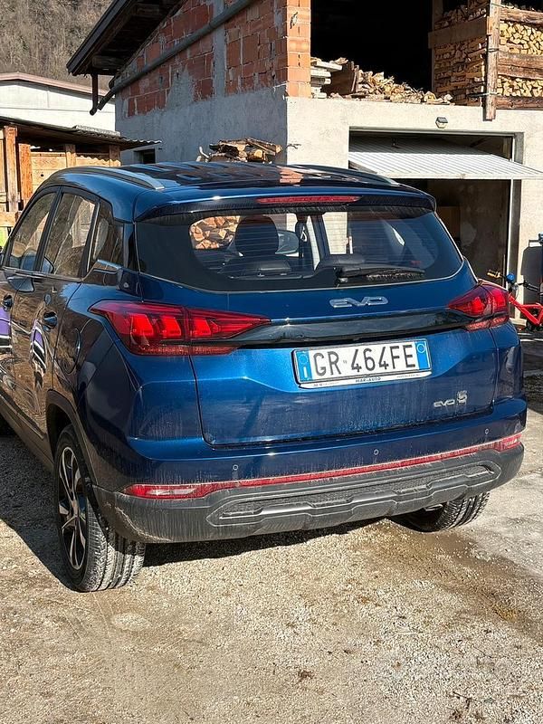 Usata EVO Evo 5 127 CV (93 kW) 2023 Blu SUV