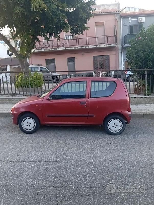 Usata Fiat 600 54 CV (39 kW) 2000 Marrone Utilitaria