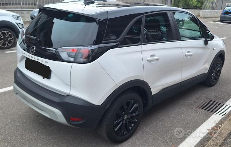 Bianco Usata 2022 Opel Crossland Design Edition SUV | 15.000 € (Cara) - Immagine 1/4