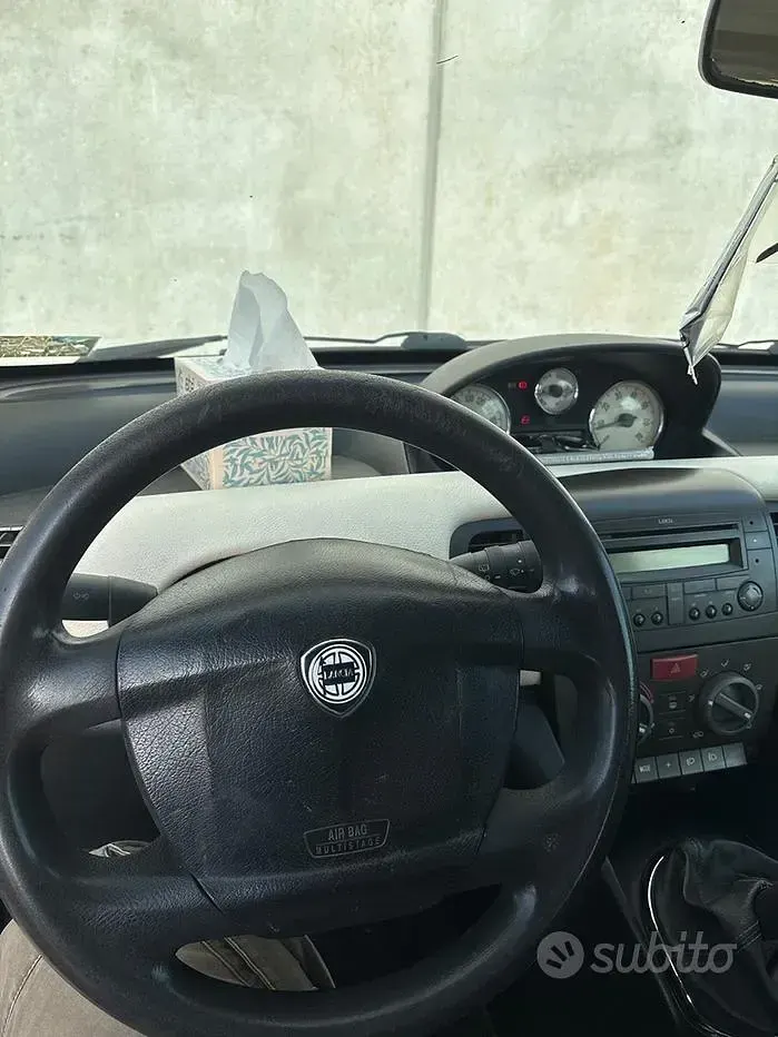 Usata Lancia Ypsilon 69 CV (50 kW) 2005 Utilitaria