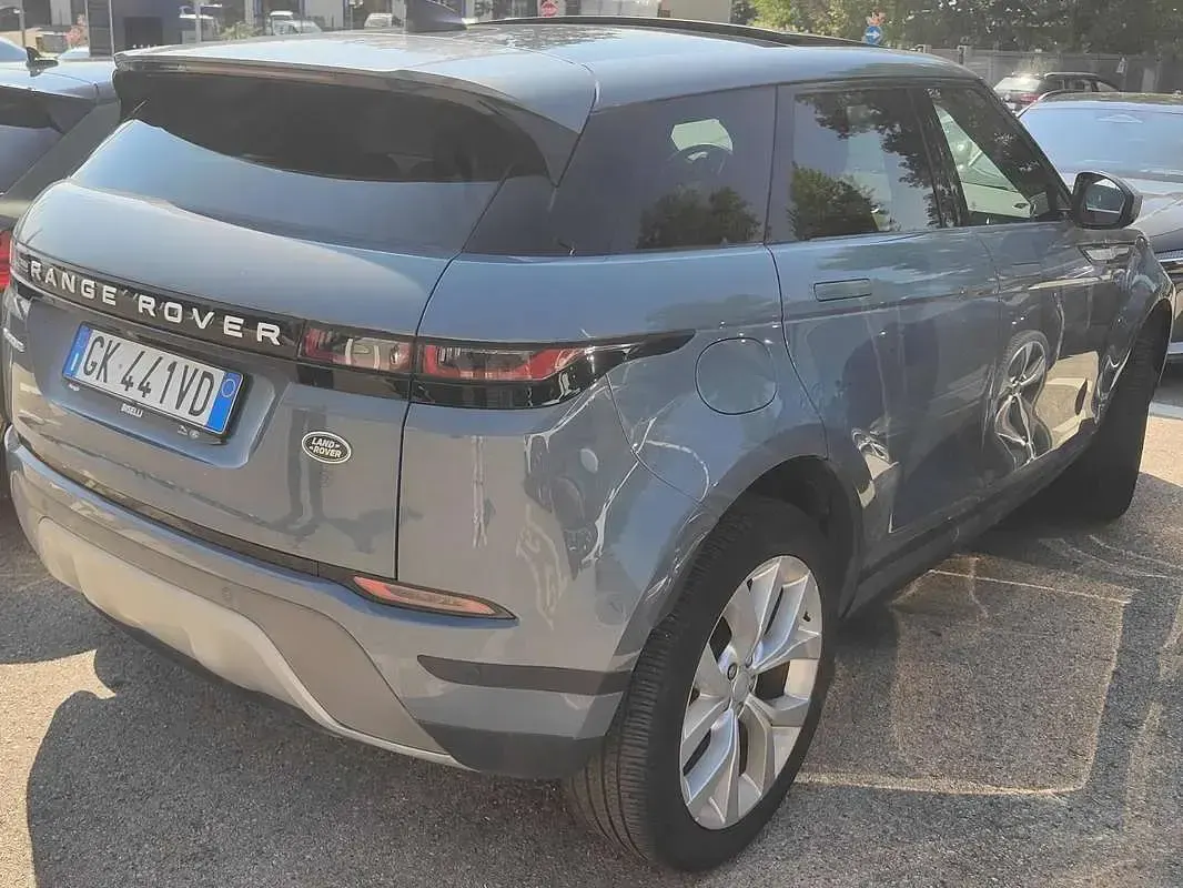 Usata Land Rover Range Rover evoque SE 163 CV (119 kW) 2022 Blu/azzurro SUV