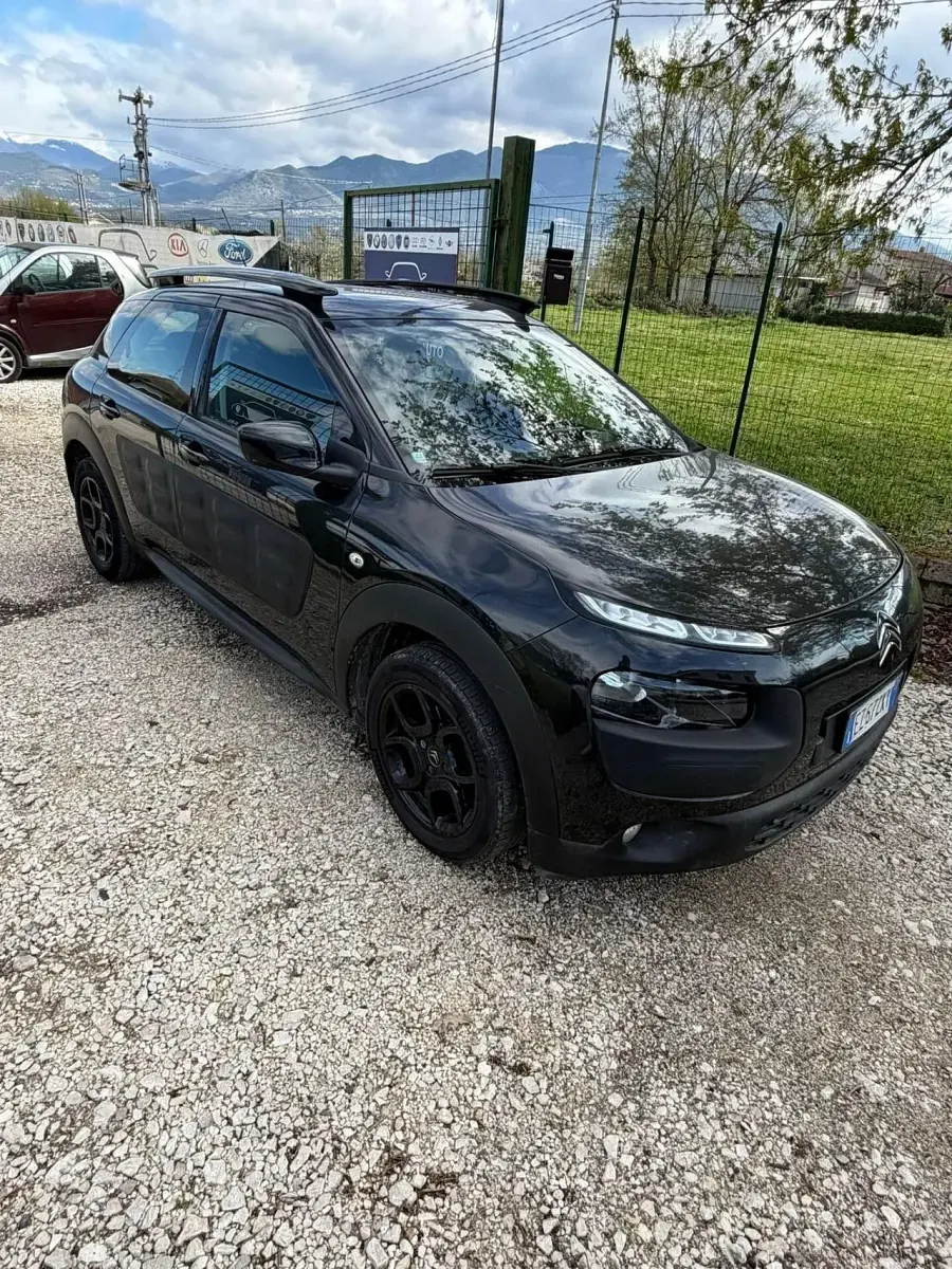 Usata Citroën C4 Cactus PureTech 82 CV (60 kW) 2015 Nero Utilitaria