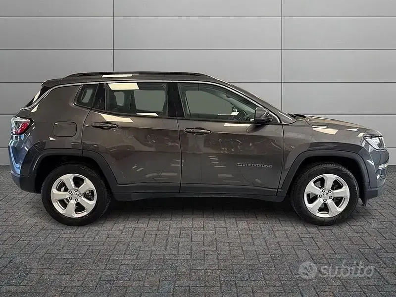 Usata Jeep Compass Longitude 140 CV (102 kW) 2019 Grigio SUV