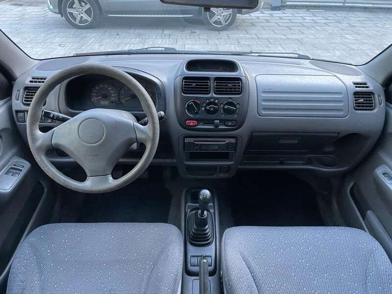 Second-hand Suzuki Ignis GL 83 CP (61 kW) 2001 Gri Hatchback