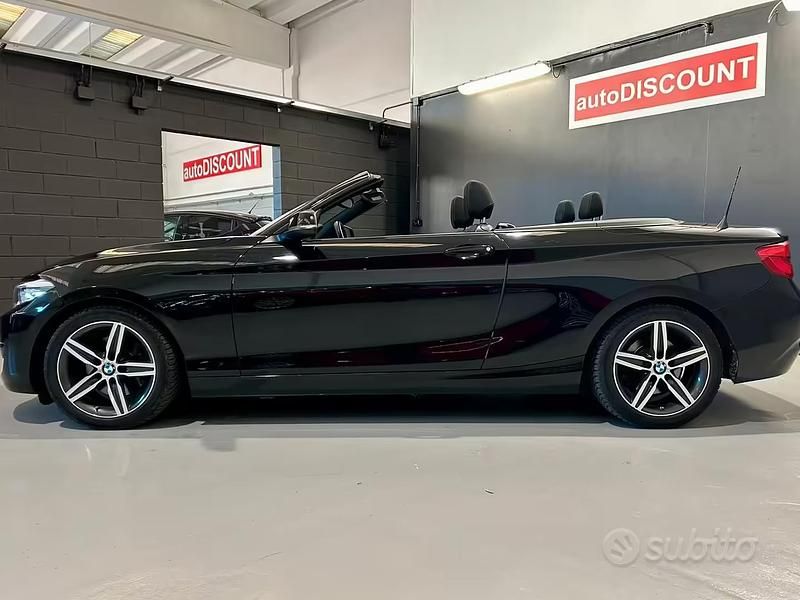 Begagnad BMW 220 Sport Line 190 HK (139 kW) 2019 Svart Cab