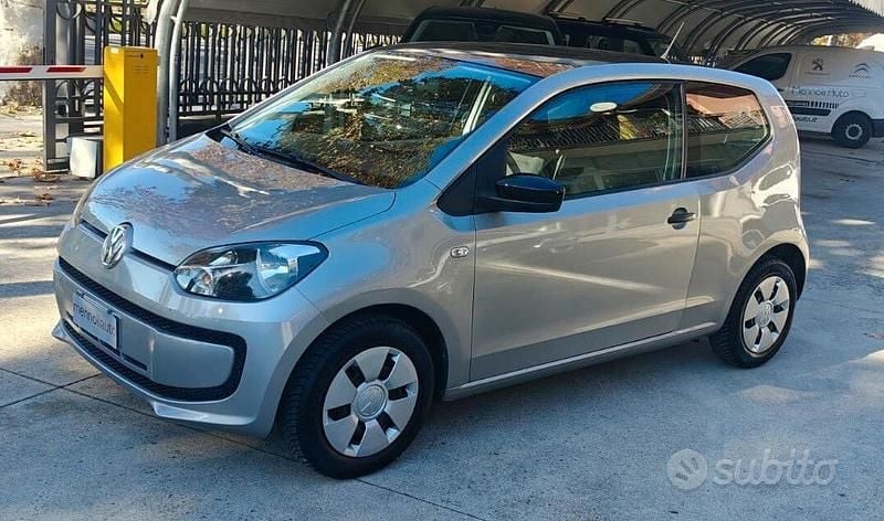 Usata VW up! Move 60 CV (44 kW) 2014 Argento Utilitaria