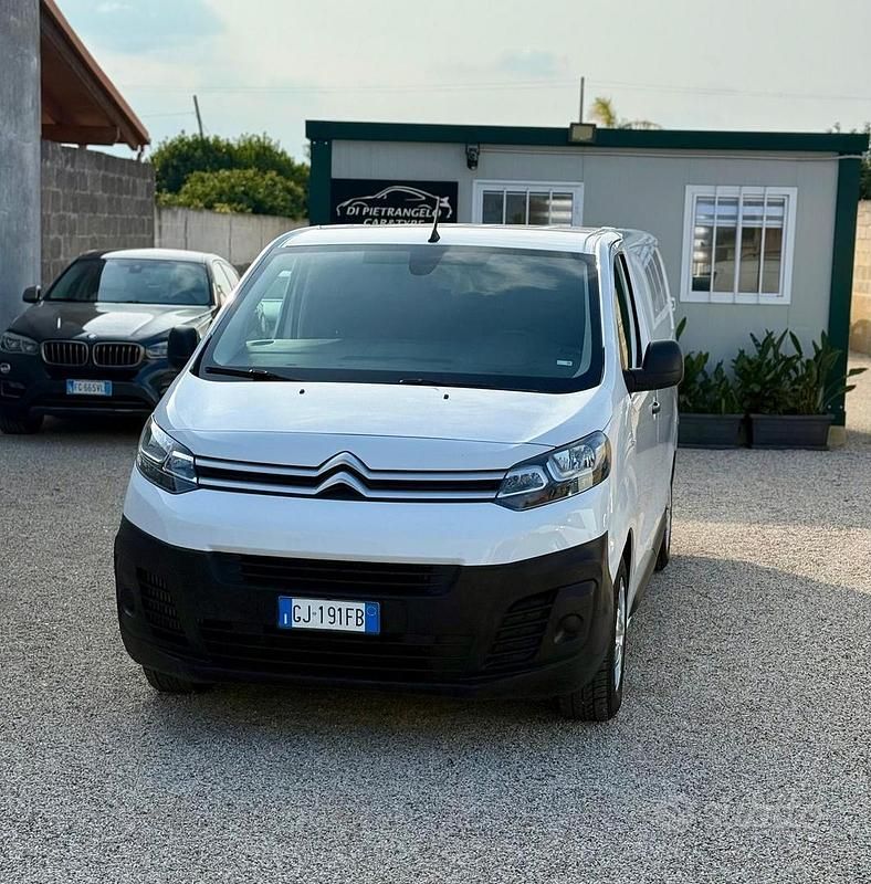 Usata Citroën Jumpy 119 CV (87 kW) 2022 Bianco Monovolume