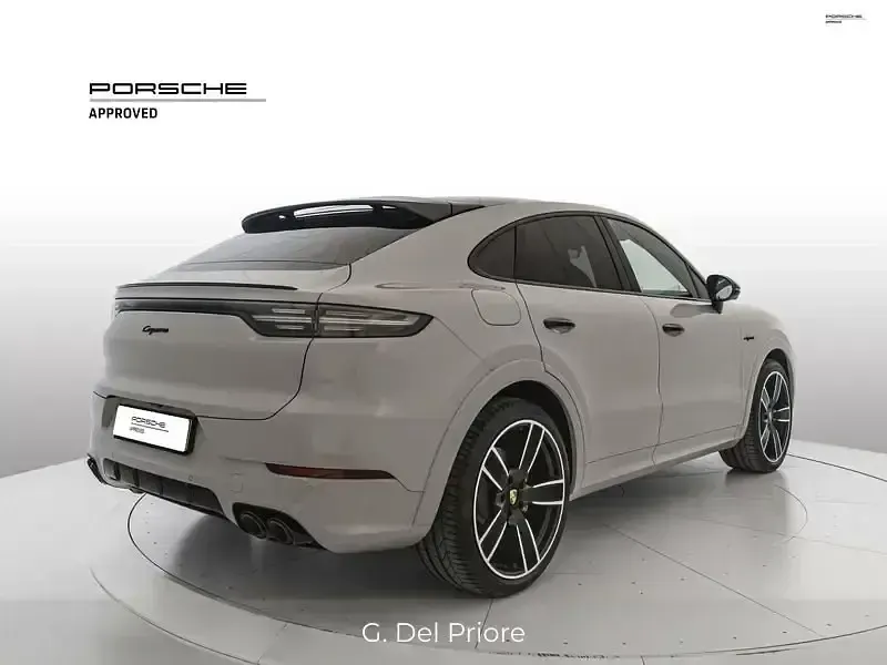 Usata Porsche Cayenne E-Hybrid Coupe Platinum Edition 462 CV (339 kW) 2023 SUV