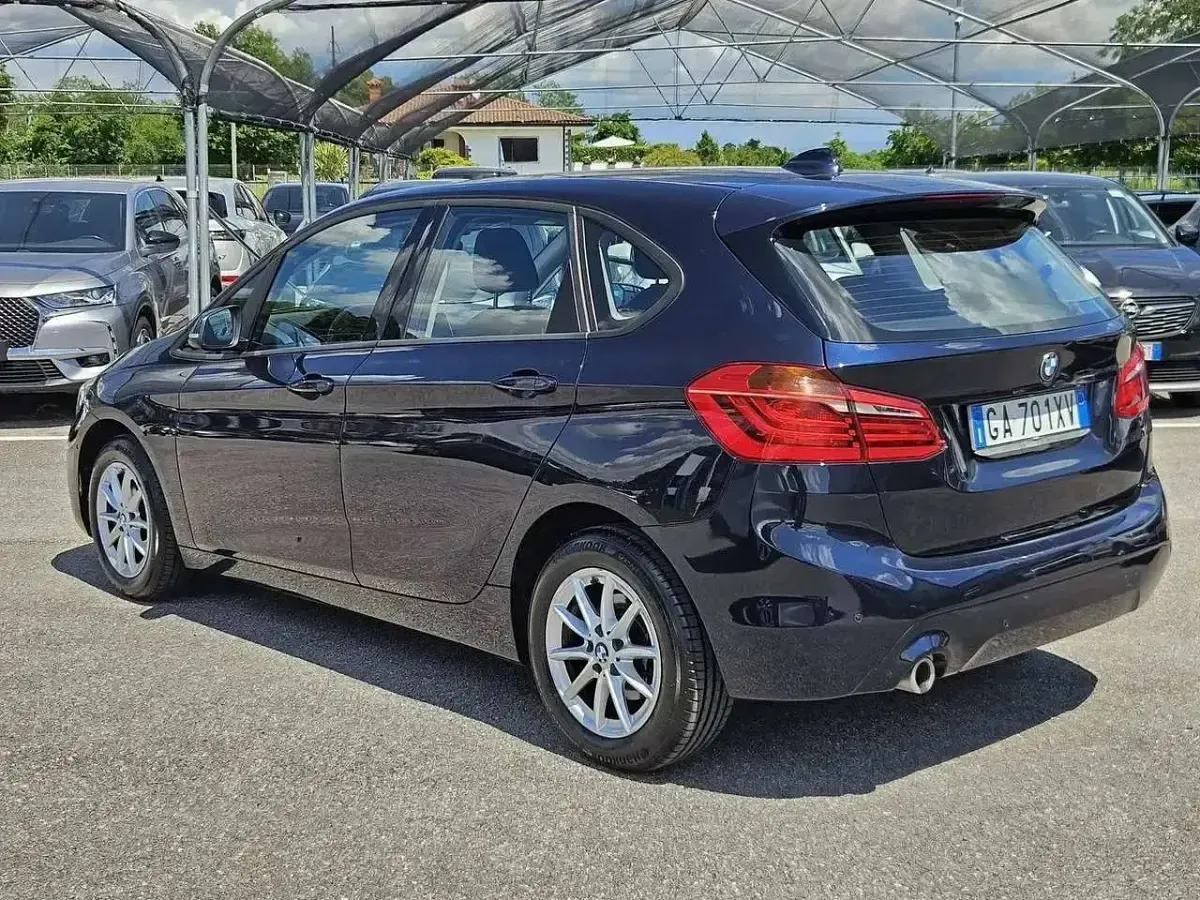 Usata BMW 216 Active Tourer 116 CV (85 kW) 2020 Blu/azzurro Monovolume