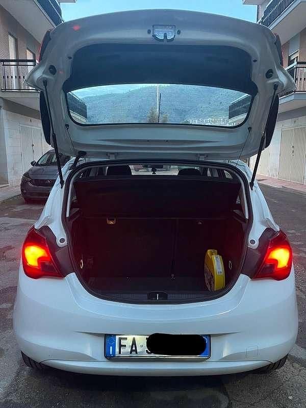 Usata Opel Corsa S 75 CV (55 kW) 2015 Utilitaria