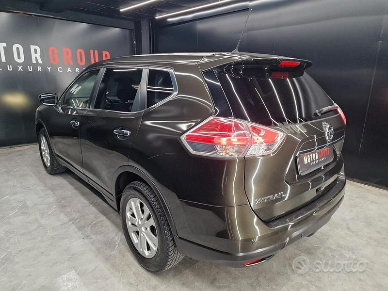 Gebraucht Nissan X-Trail Tekna 131 PS (96 kW) 2015 Grün SUV