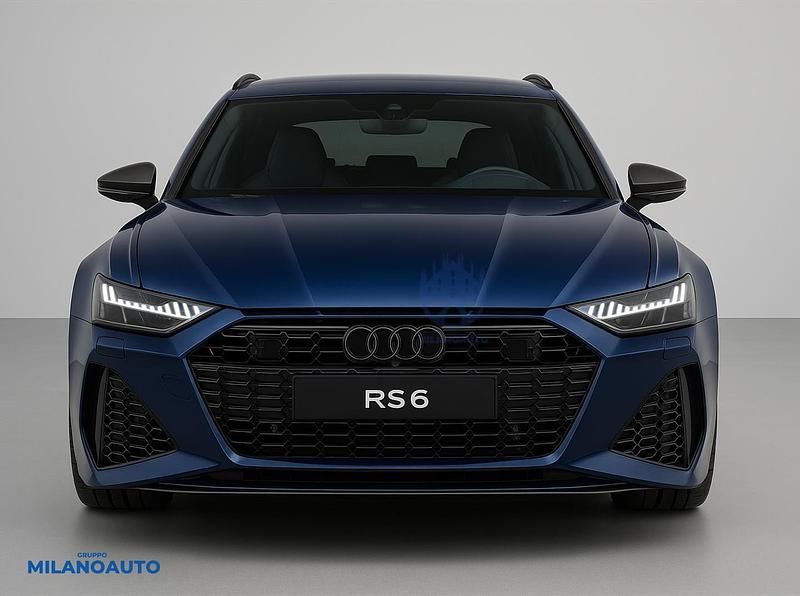 Usata Audi RS6 Ambiente 600 CV (441 kW) 2023 Blu Station wagon