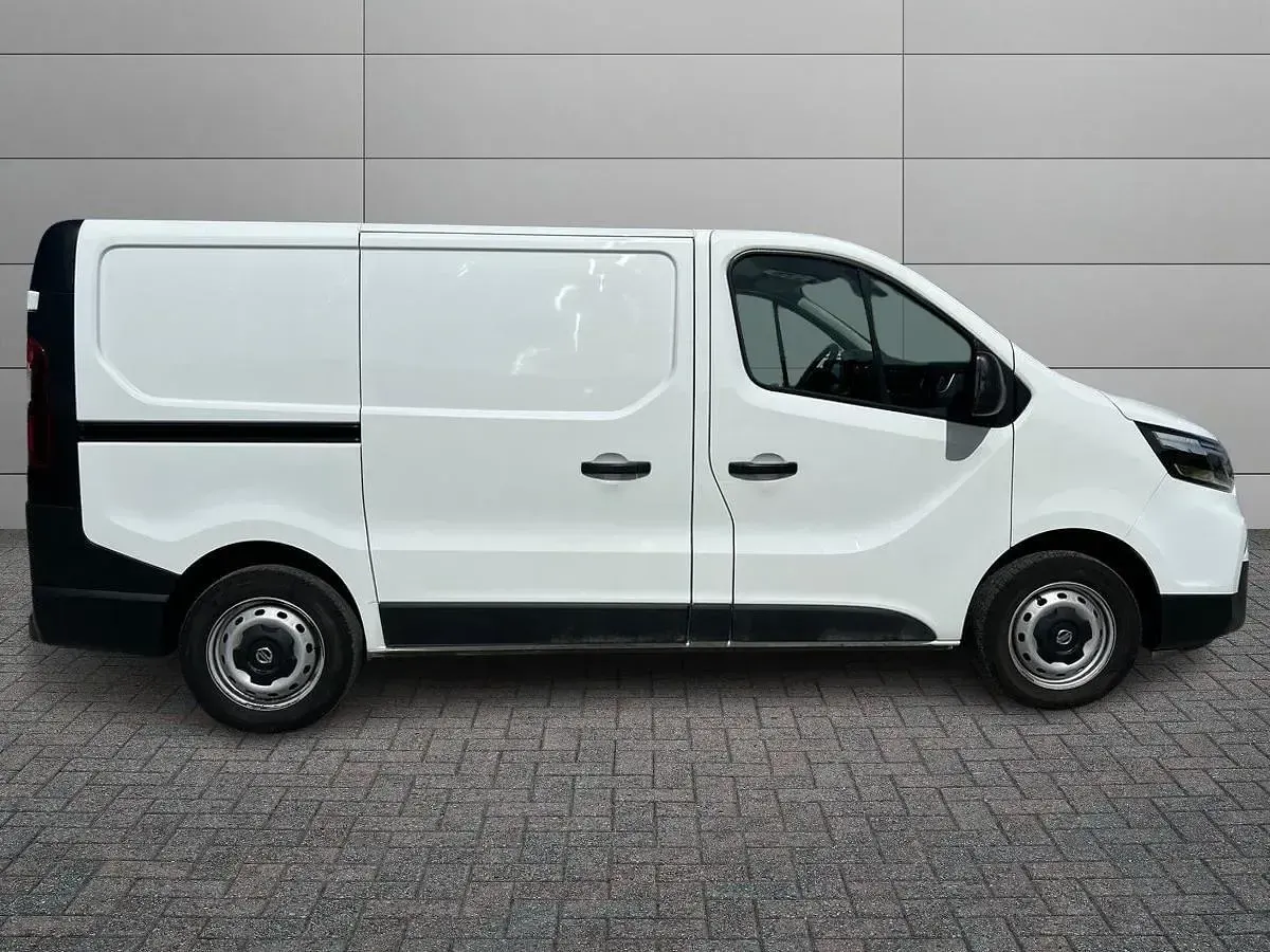 Usata Nissan Primastar Acenta 130 CV (95 kW) 2022 Bianco Monovolume