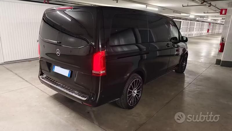 Usata Mercedes V250 190 CV (139 kW) 2015 Nero Monovolume
