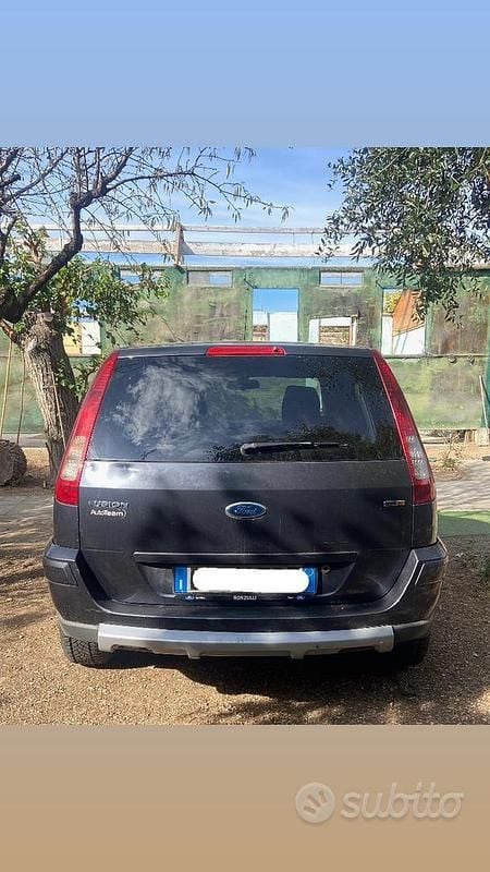 Usata Ford Fusion 90 CV (66 kW) 2009 Grigio Berlina