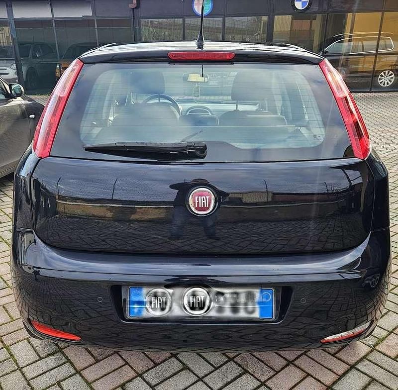 Usata Fiat Punto Street 95 CV (69 kW) 2018 Blu/azzurro Utilitaria