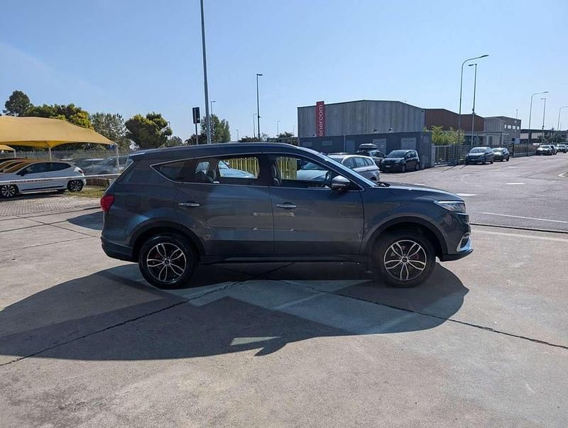 Nuova DFSK Glory 580 145 CV (106 kW) 2025 Grigio SUV