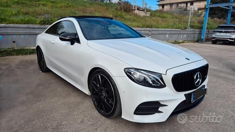 Usata Mercedes E220 Premium Plus 194 CV (142 kW) 2020 Bianco Coupé