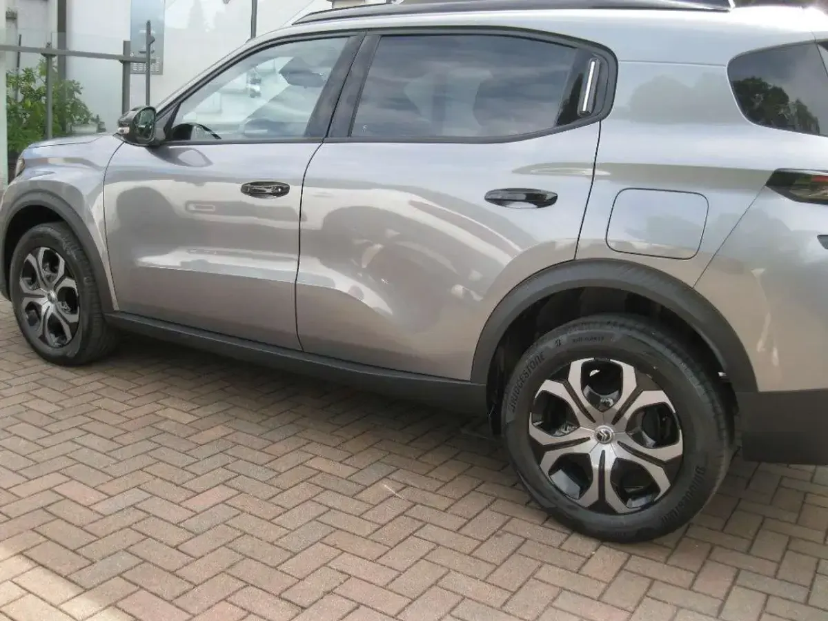 Usata Citroën C3 Aircross PureTech 101 CV (74 kW) 2025 Mercury grey SUV