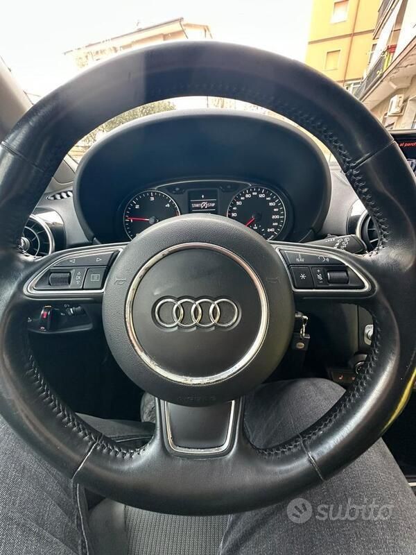 Usata Audi A1 90 CV (66 kW) 2017 Grigio Utilitaria