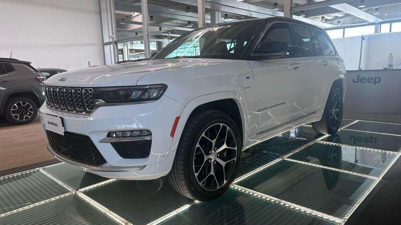 Nuova Jeep Grand Cherokee Summit 272 CV (200 kW) 2025 Bianco SUV