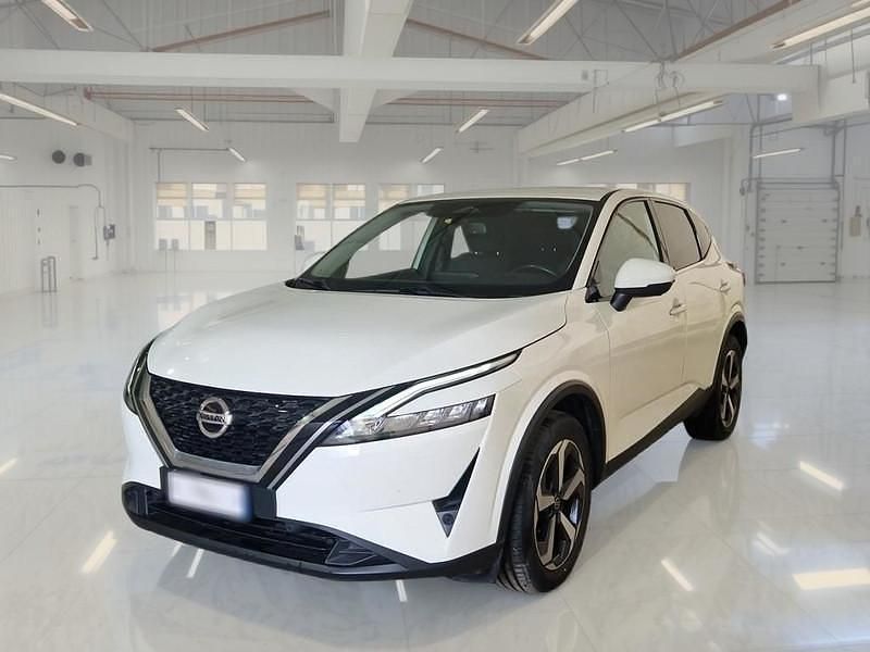 Usata Nissan Qashqai N-Connecta 140 CV (102 kW) 2022 Bianco SUV